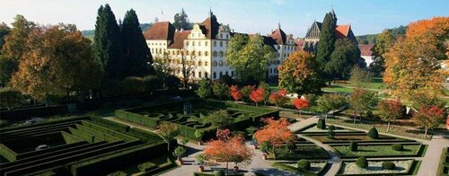 Bodensee Hotel Storchen, Забронировать Отель Отели в центре Ульдинген-Мюльхофен, в центре