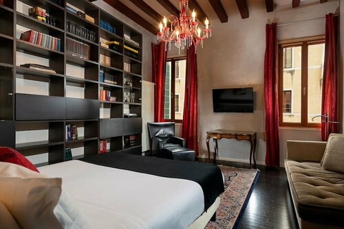 Мини-Отель Palazzo San Luca, Забронировать Отель «постель и завтрак» Сан-Марко Венеция, рядом с Мост Риальто