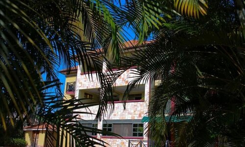 Rosemary Courts Hotel, Buchen Sie Hotel Entebbe 