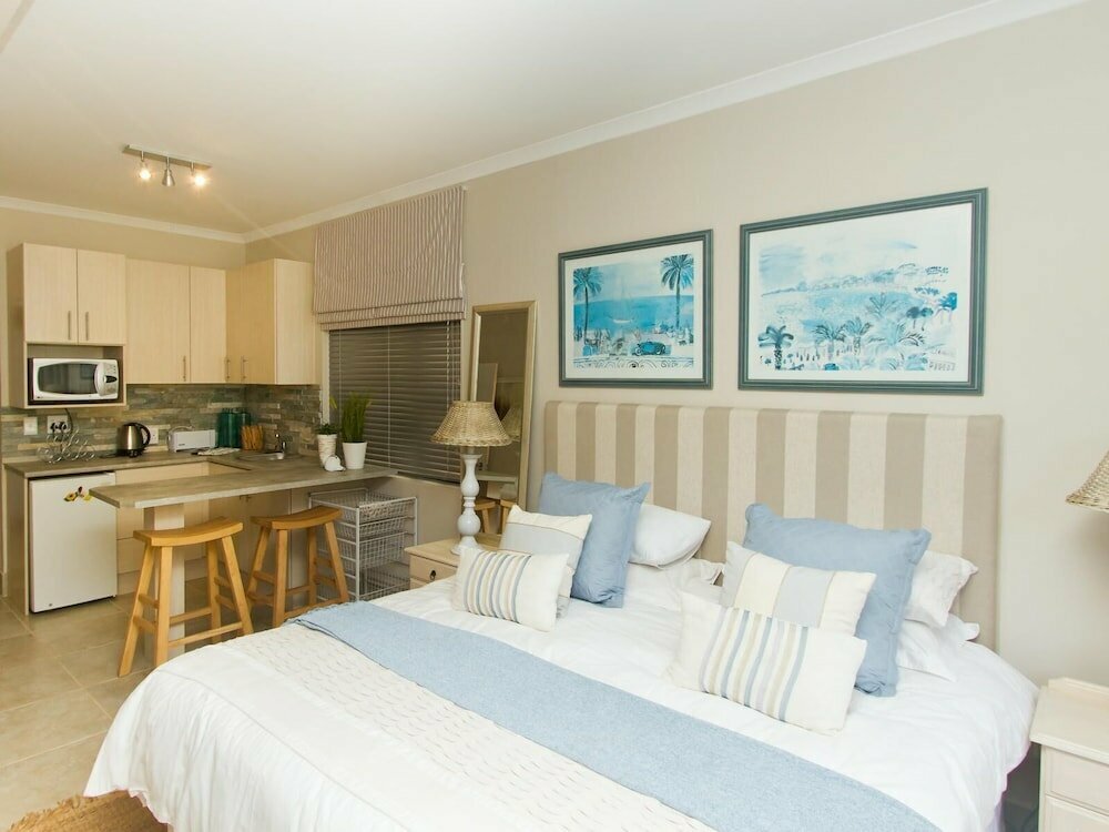 Dolphin Villa