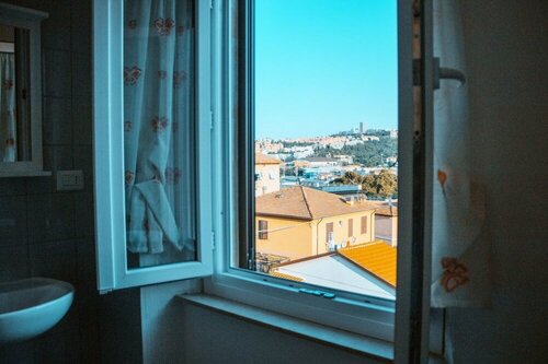 Affittacamere Sirolo, Rezervați Hotel Ancona 