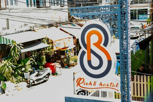 Rich8 Hostel, Забронировать Хостел Phra Nakhon Бангкок, рядом с ЭСКАТО и Организация Объединеных Наций