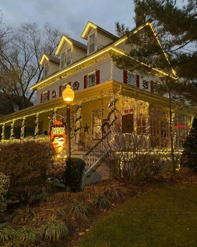 The Dormer House, Book Bed and Breakfast Cape May New Jersey