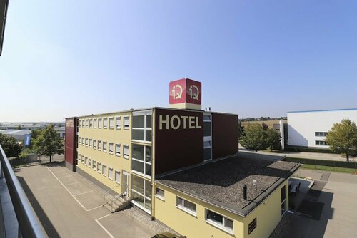 iQ-Hotel, Забронировать Отель Лангенау Баден-Вюртемберг