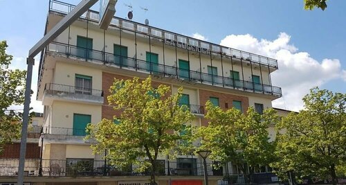 Hotel la Lucciola, Забронировать Отель Отели Val di Chiana 3 звезды, 3*