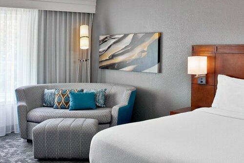 Courtyard by Marriott Rochester East, Reservar Hotel Rochester Finger Lakes