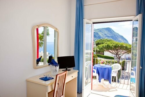 Hotel Costa Citara, Buchen Sie Hotel Hotels in Forio d'Ischia mit Pool, Schwimmbad