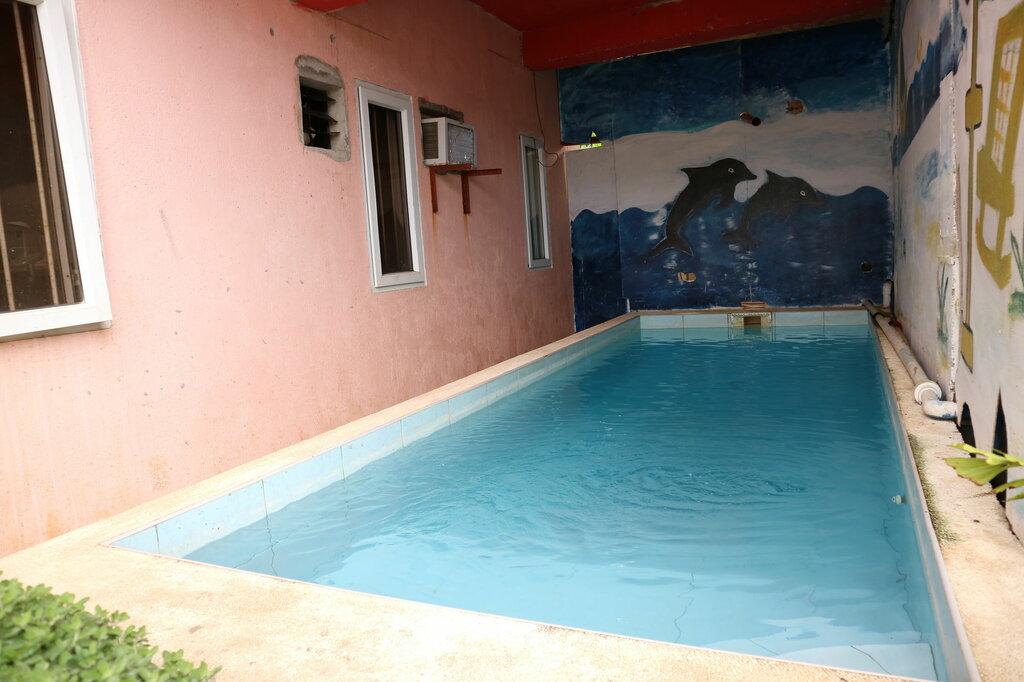 Cocomango's Resort