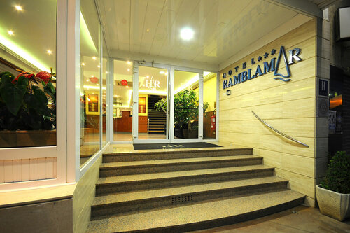 Hotel Ramblamar, Забронировать Отель Отели Росас с завтраком, Завтраки
