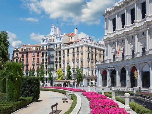We Madrid Casa Arriaza, Забронировать Отель Монклоа-Аравака Мадрид