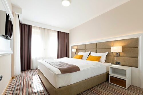 Hotel TESLA - Smart Stay Garni, Забронировать Отель Врачар Белград