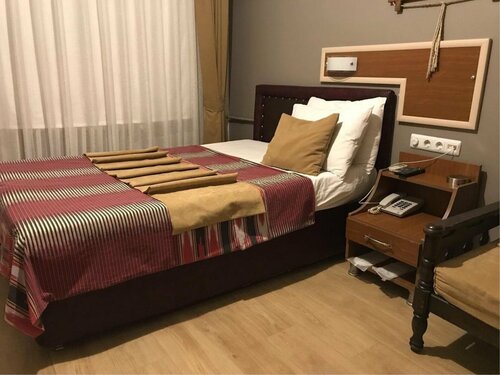 Otel Yalta, Забронировать Отель Ризе Черноморский регион Турции, рядом с Дом-музей Ататюрка