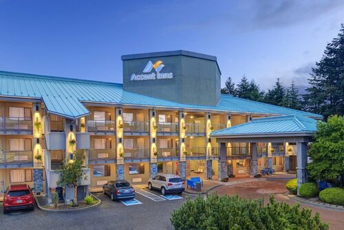 Accent Inns Kelowna, Забронировать Отель Келоуна Горнолыжный курорт Биг-Уайт