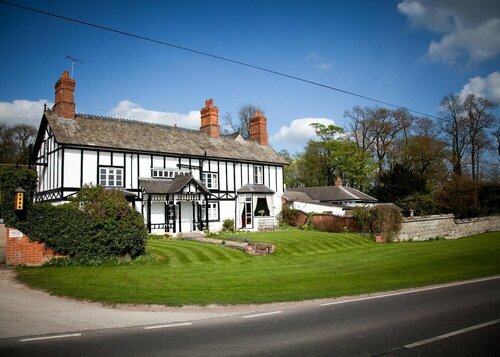 Donington Park Farmhouse Hotel, Забронировать Отель Дерби Дербишир