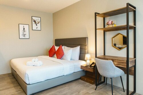 Triple L Hotel Patong Beach, Забронировать Отель Отели Пхукета 4 звезды, 4*