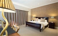 Aziza Guest House, Забронировать Гостевой дом Отели Джорджа с бассейном, Бассейн