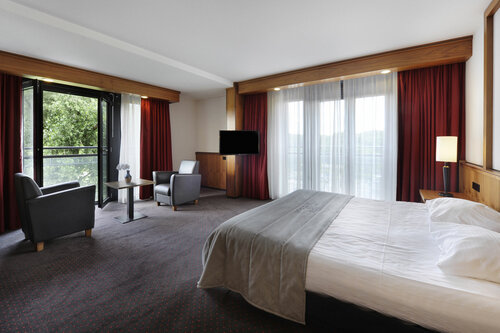Van der Valk Hotel Eindhoven, Забронировать Отель Отели Эйндховена с парковкой, рядом с Indoor Sportcentrum Eindhoven, Парковка