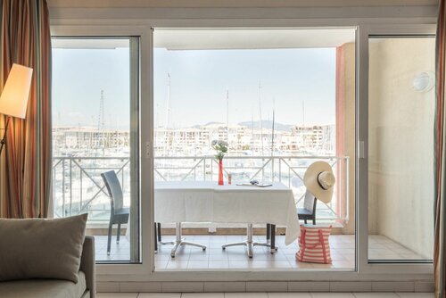 Appartements Cap Hermes, Book Lejlighed Hoteller i Frejus med morgenmad, Morgenmad