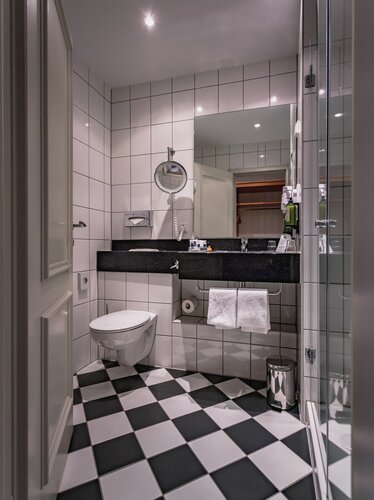 Schlosshotel Kassel, Забронировать Отель Bad Wilhelmshoehe Кассель