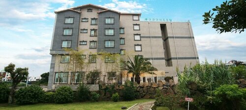Seongsan Aqua Beach Hotel, Забронировать Отель Сонсан Согвипхо