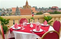Ohana Phnom Penh Palace Hotel, Забронировать Отель Отели Пномпеня по системе «всё включено», рядом с Central Mall Phnom Penh, Всё включено