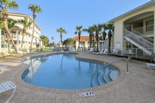 Flip Flop Inn by Book That Condo