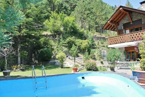 AMPG Erts Bed and Breakfast, Забронировать Отель Ла Кортинада Вальнорд