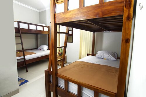 Suwardika Homestay & Dormitory, Забронировать Хостел Хостелы Санур, Хостел