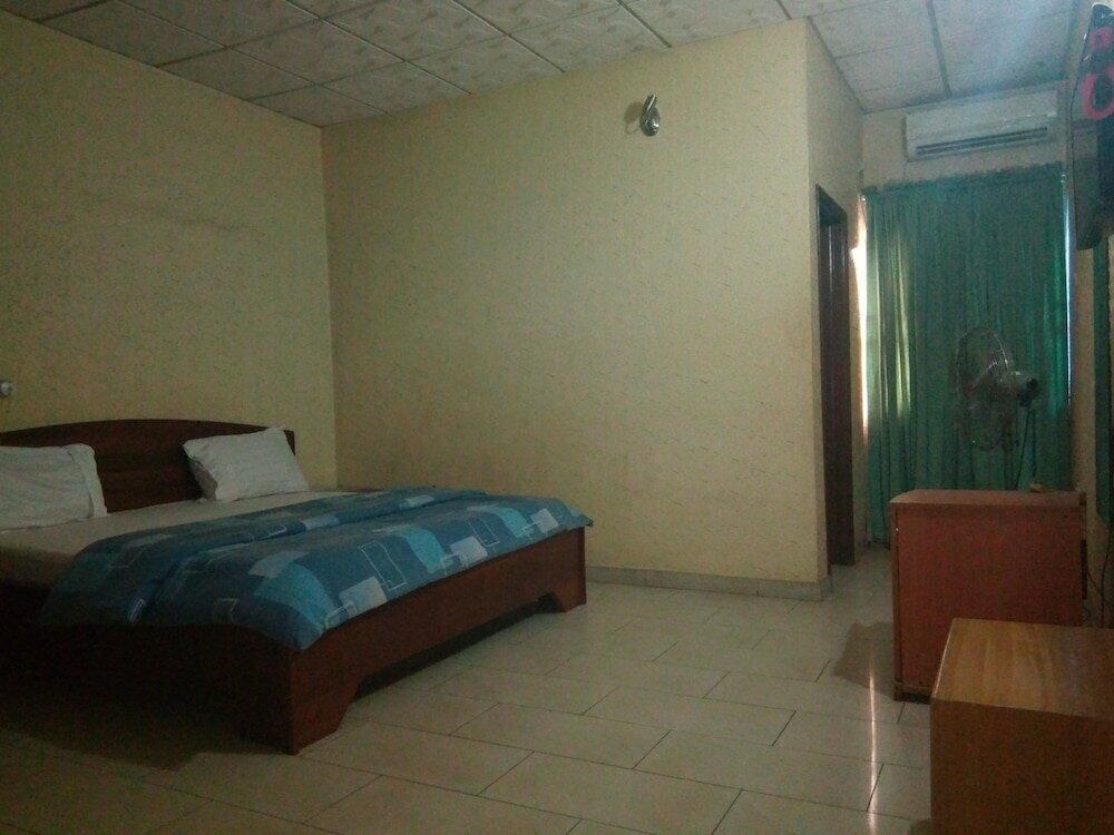 Cunic Suites