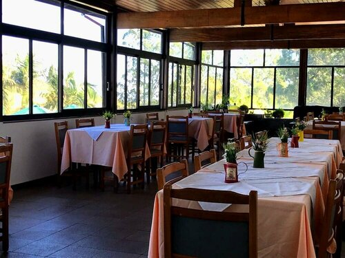 Hotel Akropolis Fazenda, Забронировать Отель Отели в центре Серра-Негра, в центре