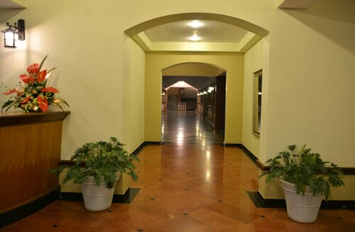 The Fern Kesarval Hotel & Spa, Verna Plateau - Goa, Забронировать Курортный отель Отели Verna с парковкой, Парковка