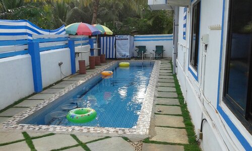 Casa Almeida Guest House, Book Pension Goa hoteller med pool, Swimmingpool