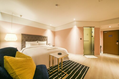 Jinhae Yongwon Londoner Business Hotel, Забронировать Отель СПА-отели Чханвон, SPA-услуги