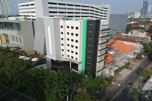 Agogo Hotel Surabaya, Prenota Hotel Surabaya East Java, vicino a Hi-Tech Mall