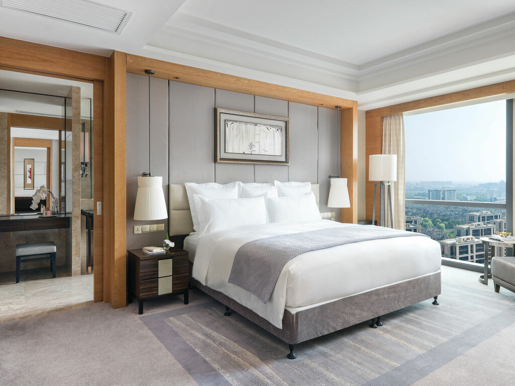 Pullman Haining