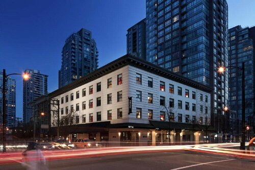 Moda Hotel, Забронировать Отель Отели Lower Mainland British Columbia с парковкой, Парковка