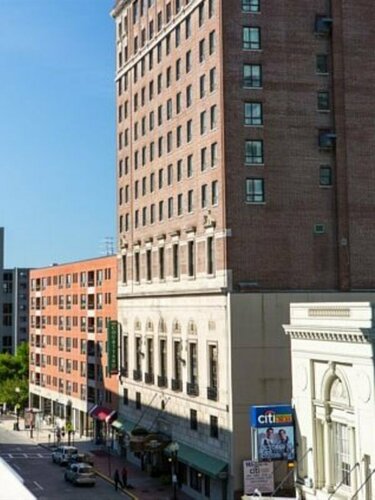 Courtyard by Marriott Boston Downtown, Забронировать Отель  