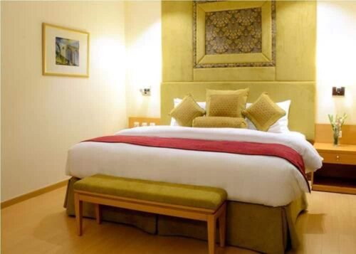 Park Lane Hotel, Book Hotel Gulberg Lahore, near Pace Shopping Mall