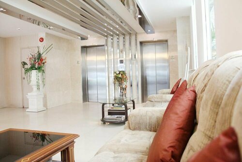 Centric Place Hotel, Забронировать Отель Отели Центрального Таиланда с парковкой, Парковка