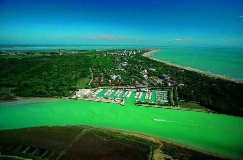 Lignano Billig, Забронировать Апартаменты/квартира Отели Линьяно-Саббьядоро с парковкой, Парковка