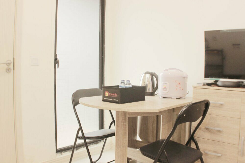 Warm And Cozy Studio At Meikarta Apartment