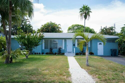 Cozy House With Patio, Fireplace, Parking - Hollywood, Florida, Забронировать Дом для отпуска Коттеджи Голливуда, Коттедж
