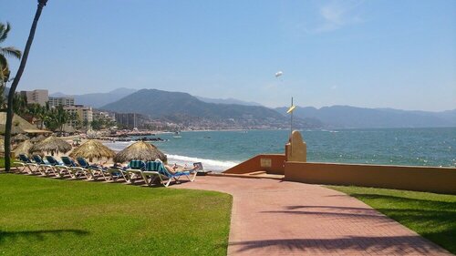 Villas del Sol en Los Tules, Забронировать Курортный отель Пуэрто-Вальярта Халиско
