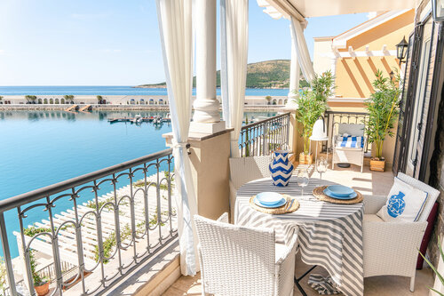 Lustica Bay Marina Village Iris, Забронировать Отель Радовичи 