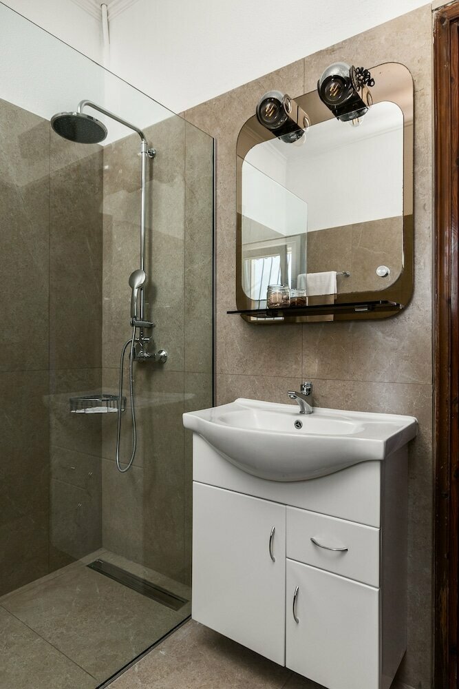 Villa Anastasia with Private Pool & Outdoor Spa Tub