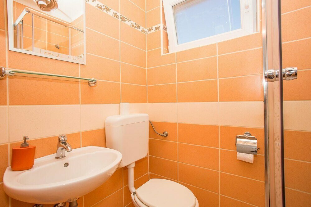 Apartments and rooms Bionda