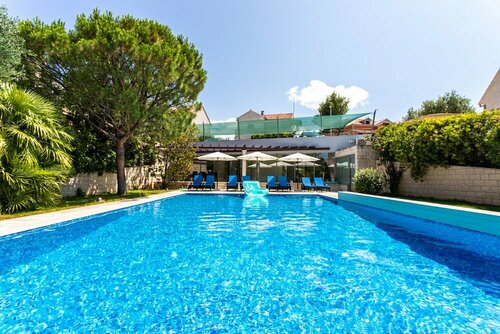 Vila Keti, Забронировать Апартаменты/квартира СПА-отели Омиш, SPA-услуги