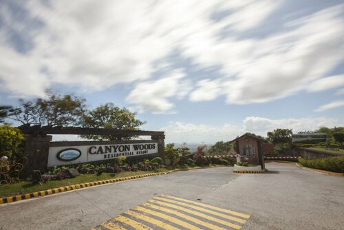 Canyon Woods Resort Club, Book Resort Trece Martires Luzon