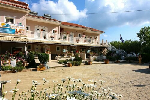 Santa Barbara Lakis Apartments, Забронировать Апартаменты/квартира Отели Пердика с завтраком, Завтраки