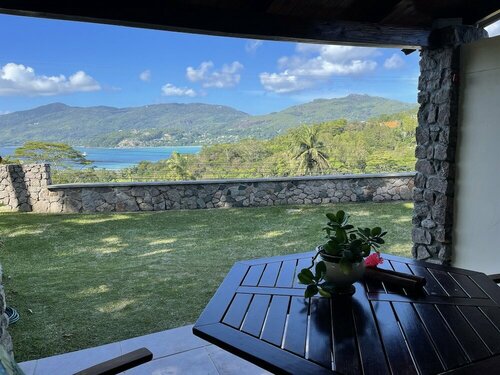 Anse Soleil Beachcomber Hotel and Self Catering, Book Hotel Hoteller i Mahe Island med parkering, Parkering